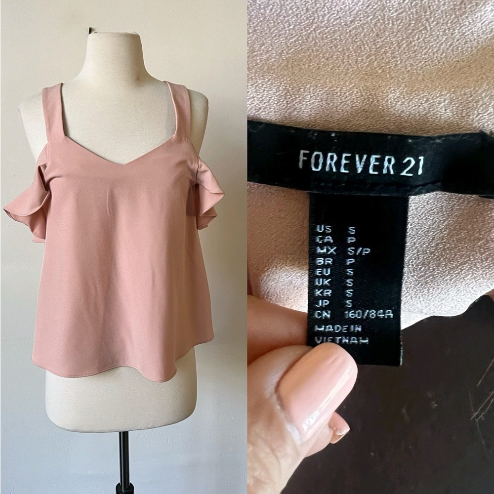 Forever 21 pink Cut out shoulder blouse size small